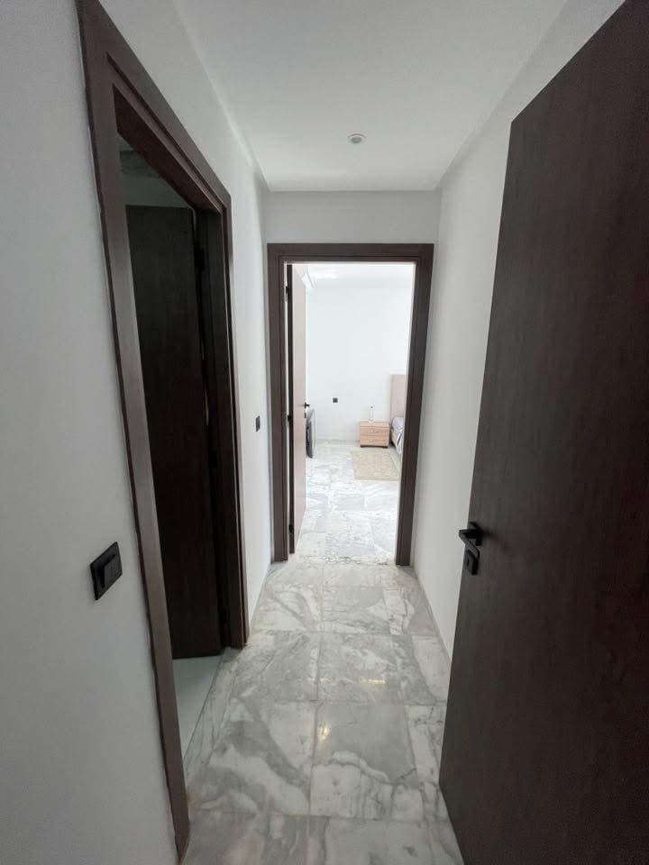 Grand S+1 meublé, 🏡 À LOUER – En exclusivité aux Jardins de Carthage 🌿 4