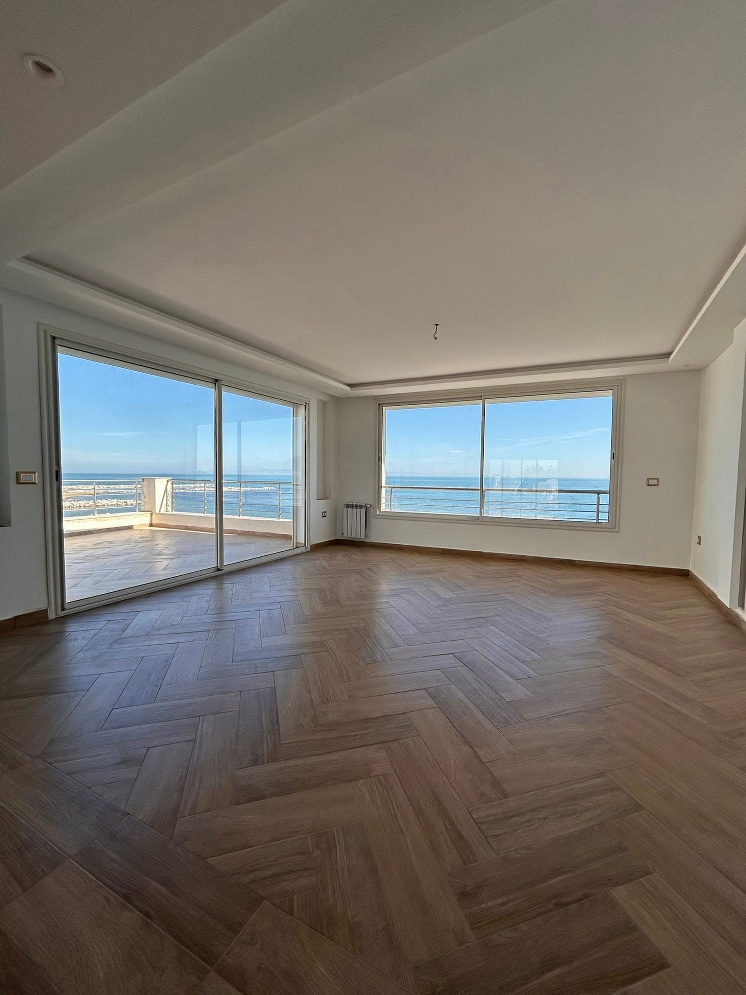 🏡 À Louer – Superbe Appartement S+2 Vue Mer à La Goulette 🌊